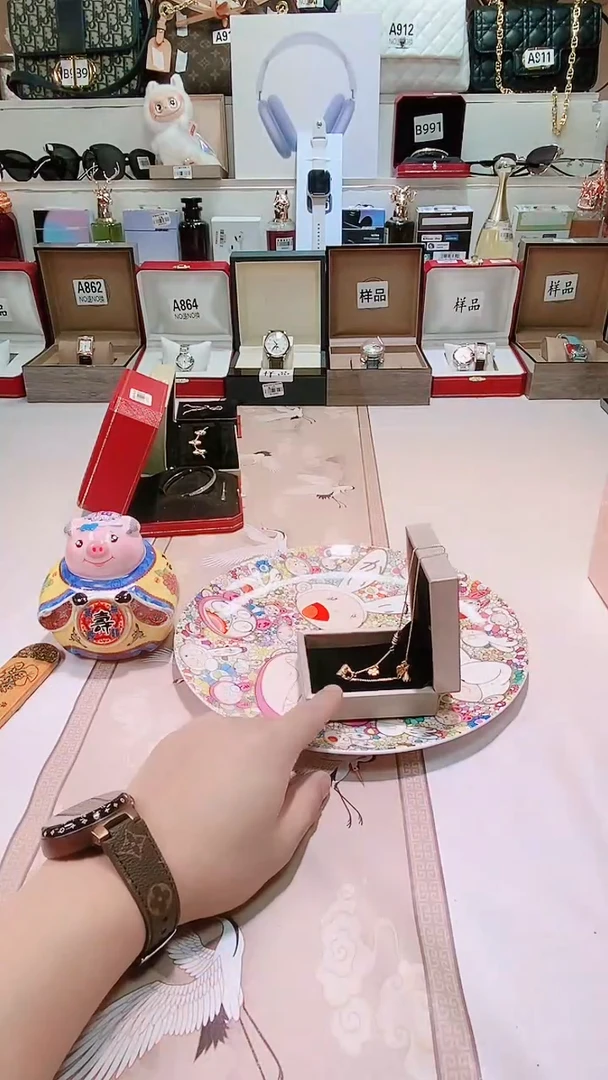 瓷片瓷器 库房到期 全部地板价@@1