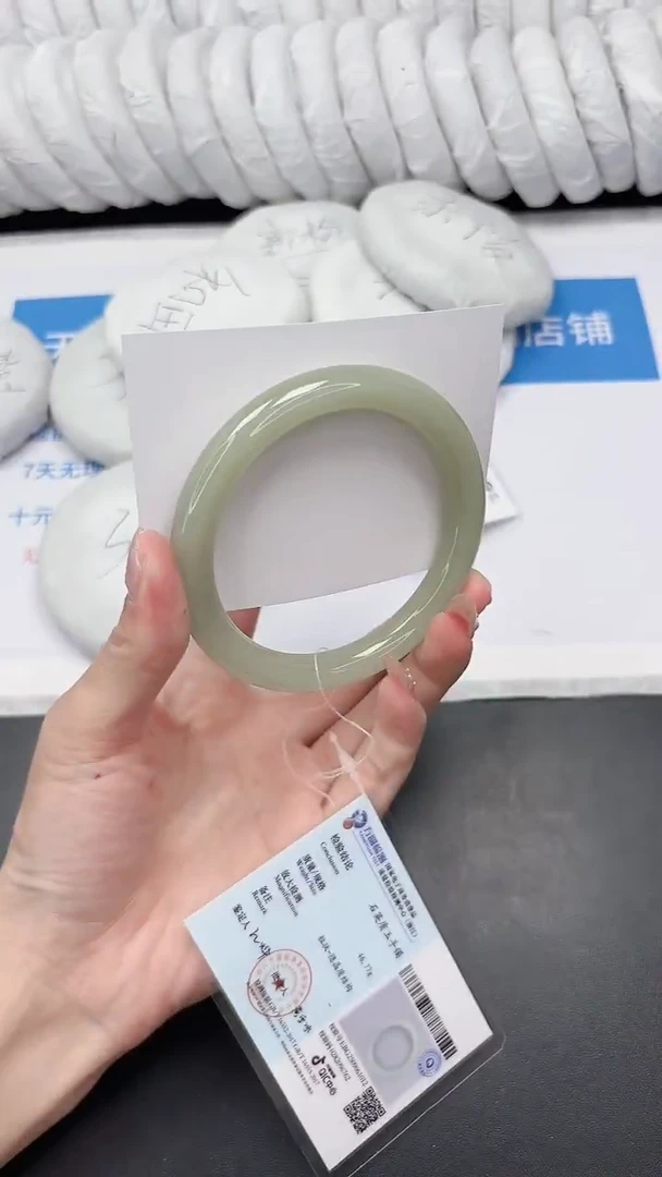 未镶嵌手镯石英质玉154-61DY