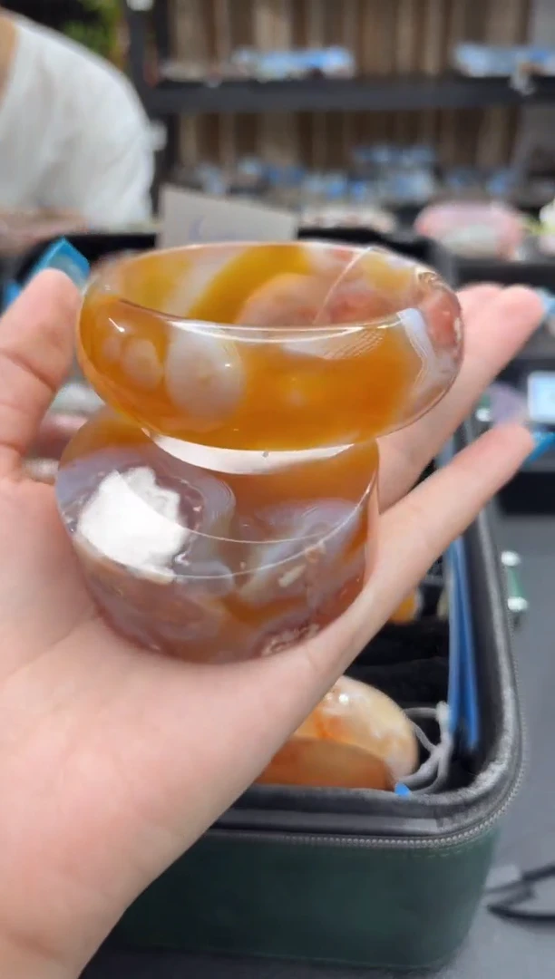 未镶嵌手镯石英质玉791(62圈赠送镯心)