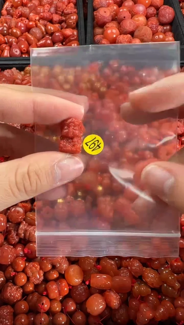 【闪购商品】南红玛瑙颈饰未镶嵌1