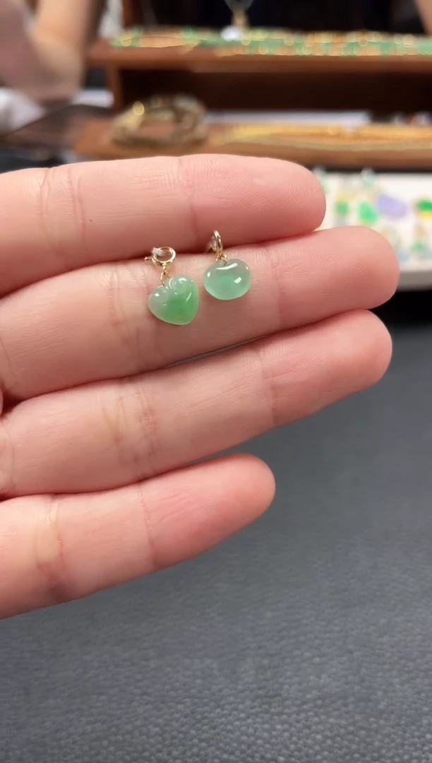 【闪购商品】翡翠吊坠(不含链)18K金镶嵌2个  JK625