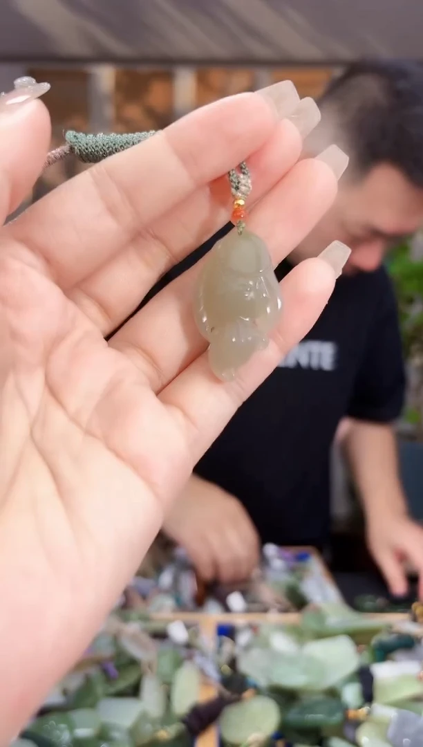 和田玉未镶嵌挂件拍一发一