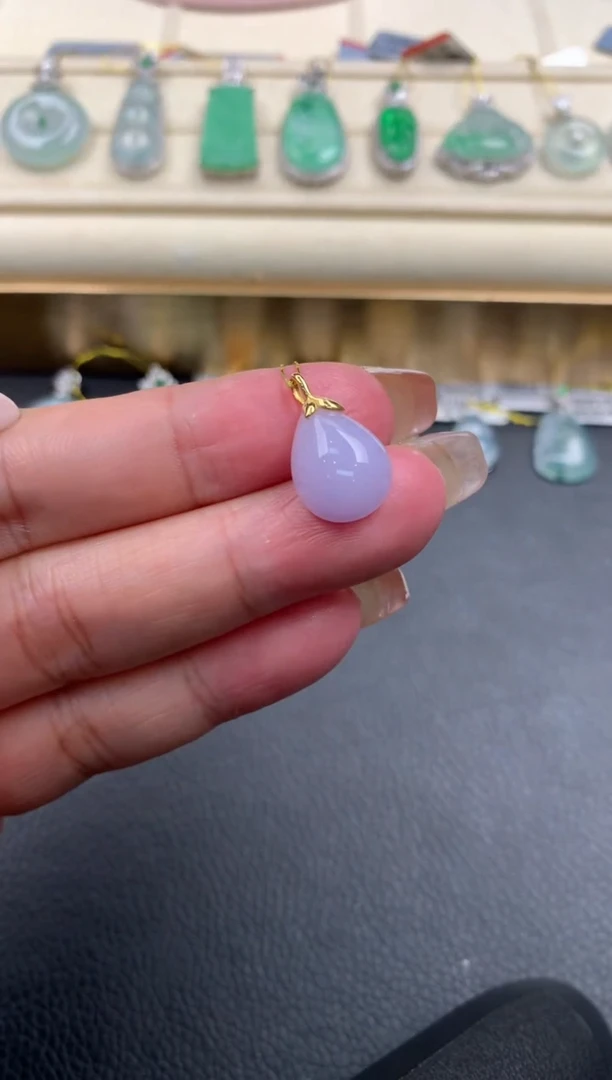 【闪购商品】翡翠颈饰18K金镶嵌Q34