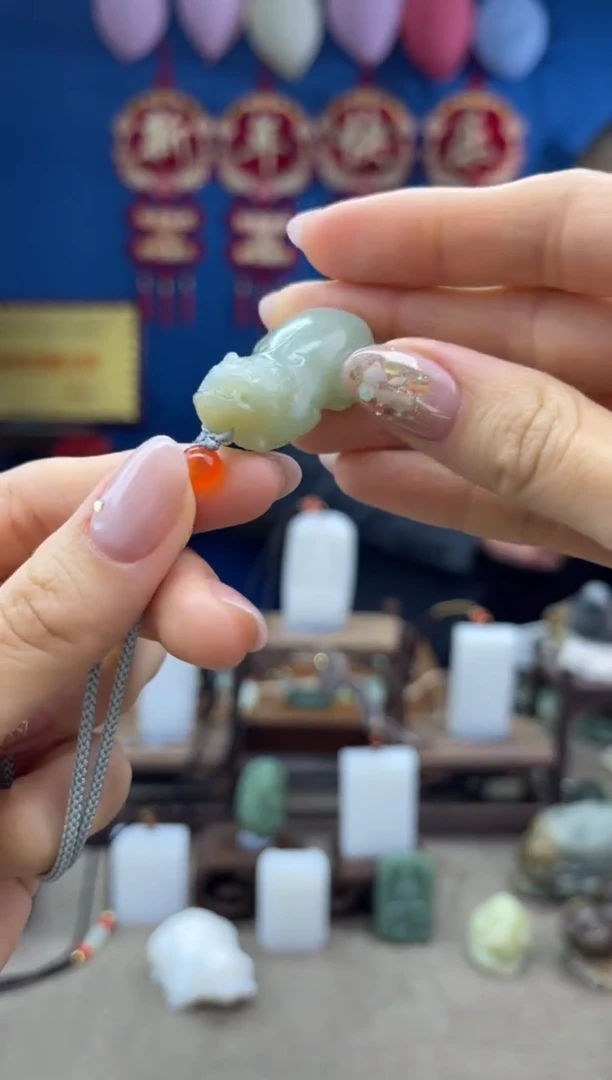 【闪购商品】和田玉颈饰未镶嵌1