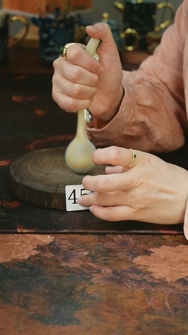 茶碗.............*452