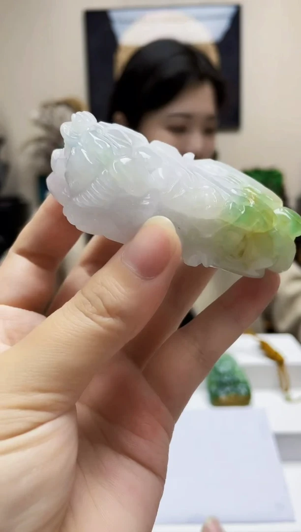 未镶嵌定制翡翠吊坠32