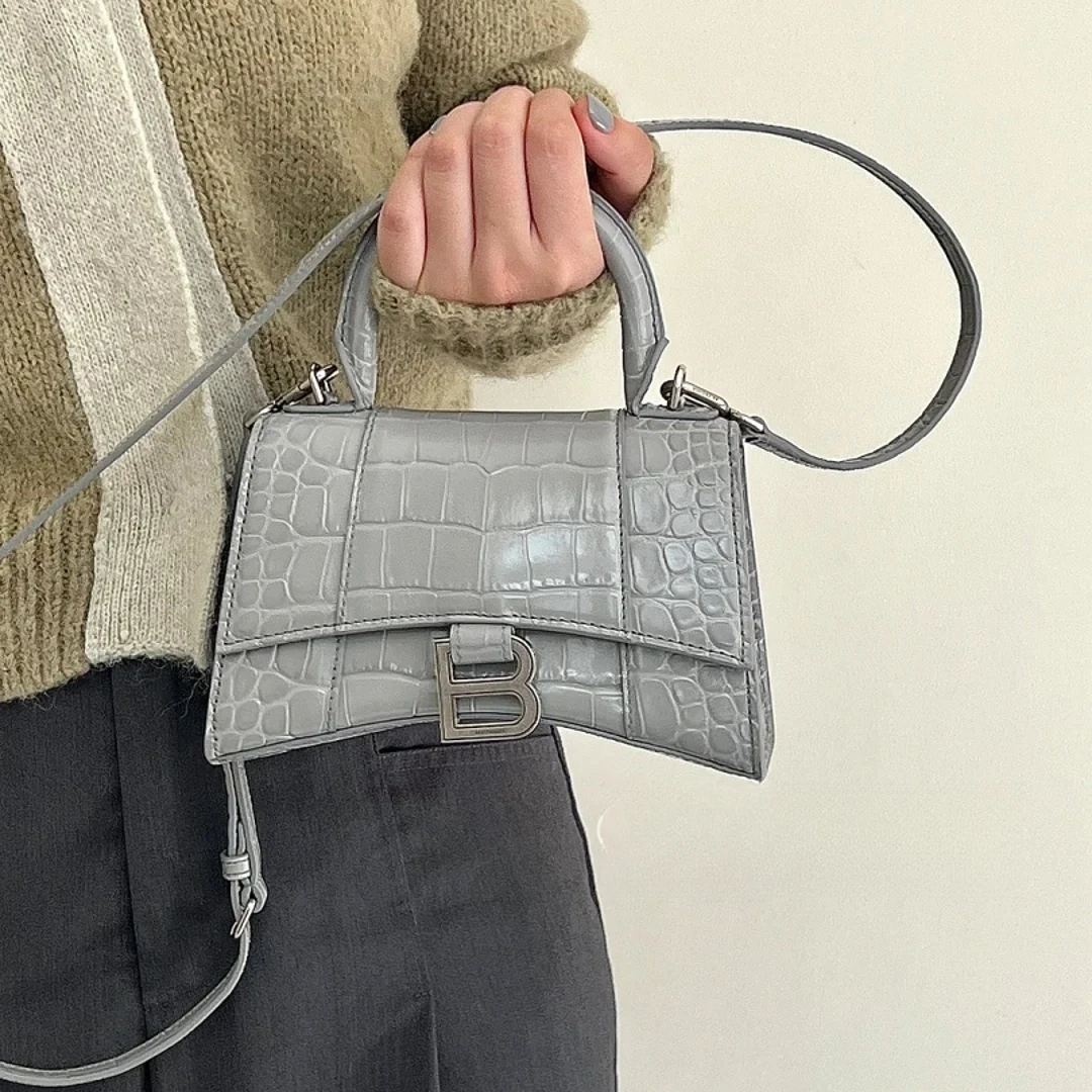 95新 Balenciaga/巴黎世家 沙漏xs 灰银鳄压/98新/优选