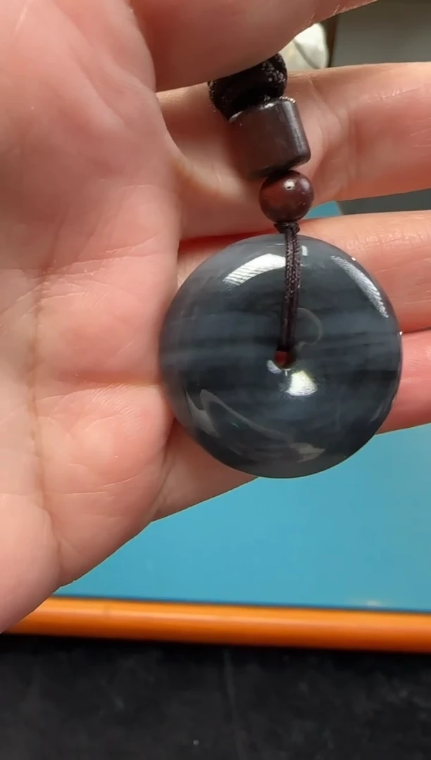 未镶嵌和田玉（糖玉）挂件e****画新疆和田玉于田料平安扣