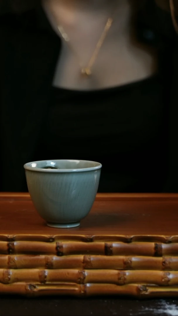 天下龙泉精品茶器95