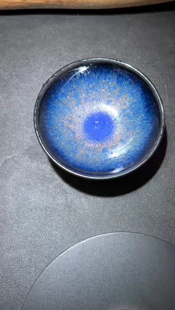 茶盏科研院院长杨飞燕19