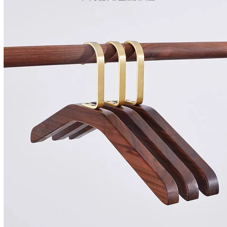 中意北美黑胡桃木实木衣架家用无痕宽肩架黄铜实木衣架