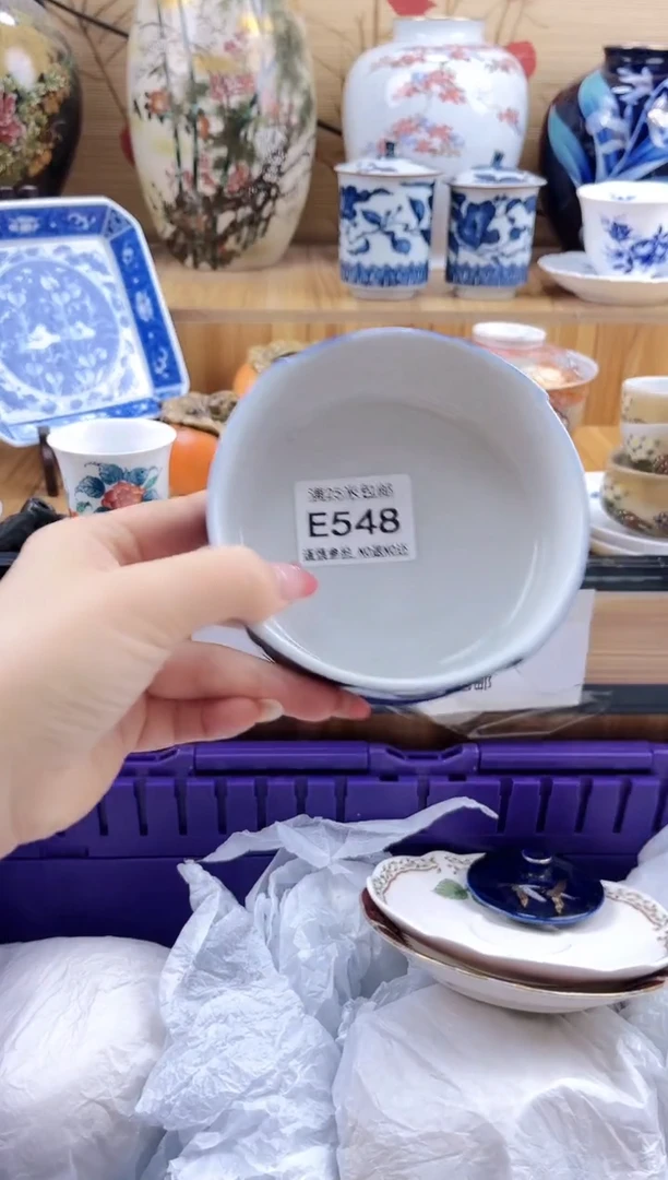 J****人==============e548