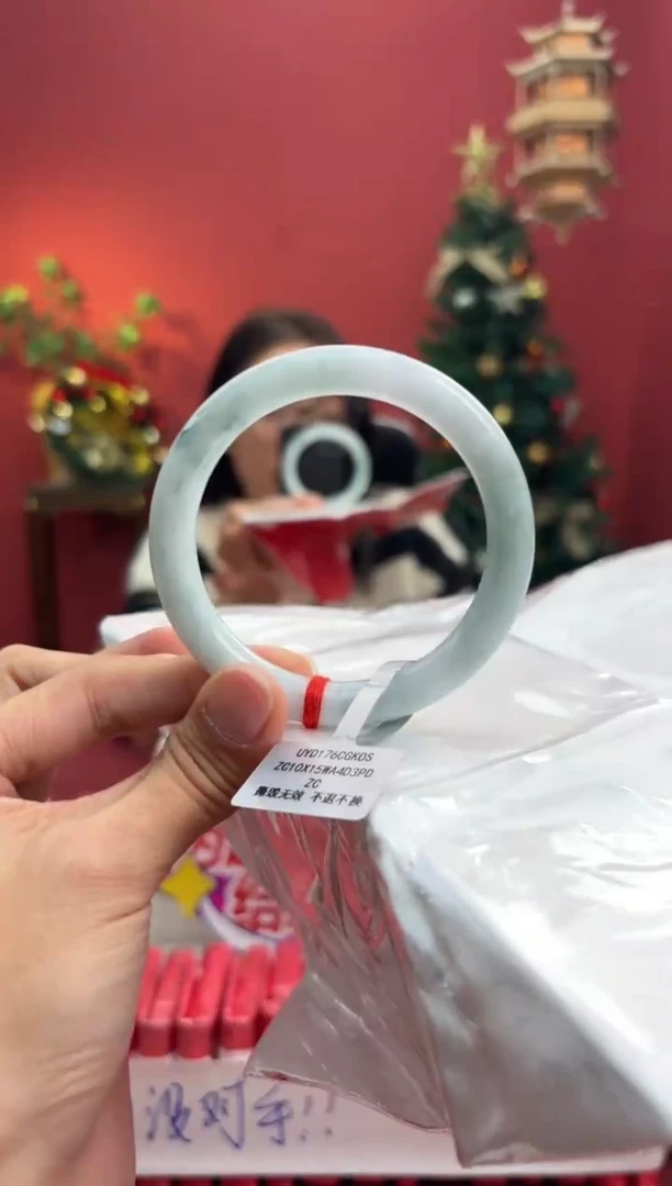 未镶嵌手镯（圆镯）翡翠翡翠手镯17