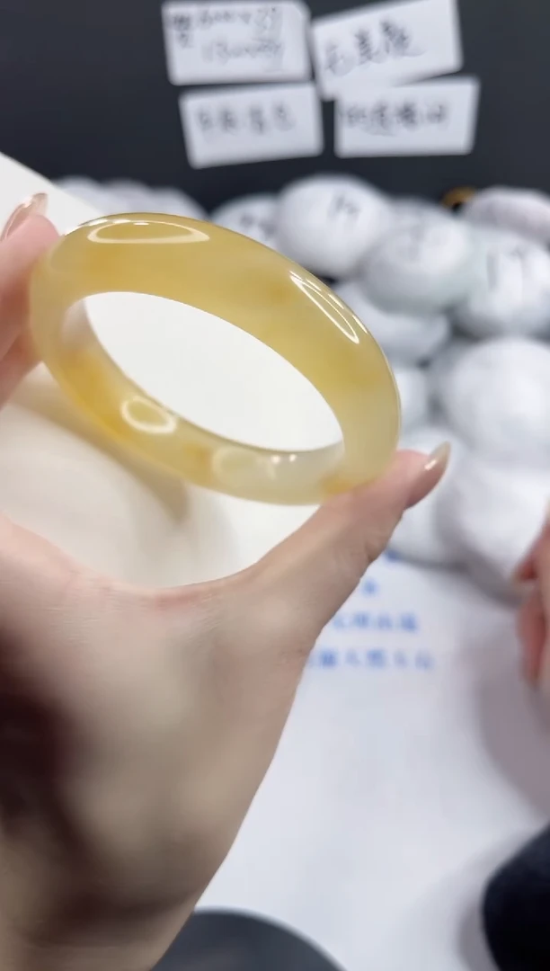 未镶嵌手镯石英质玉多样性发货V38