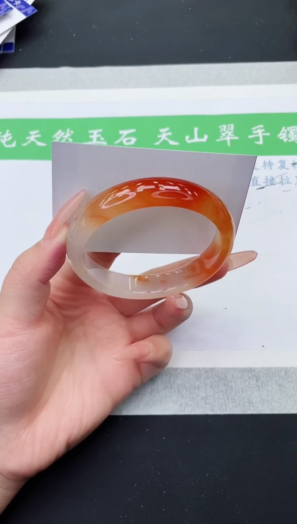 【闪购商品】石英质玉手镯未镶嵌M344-63