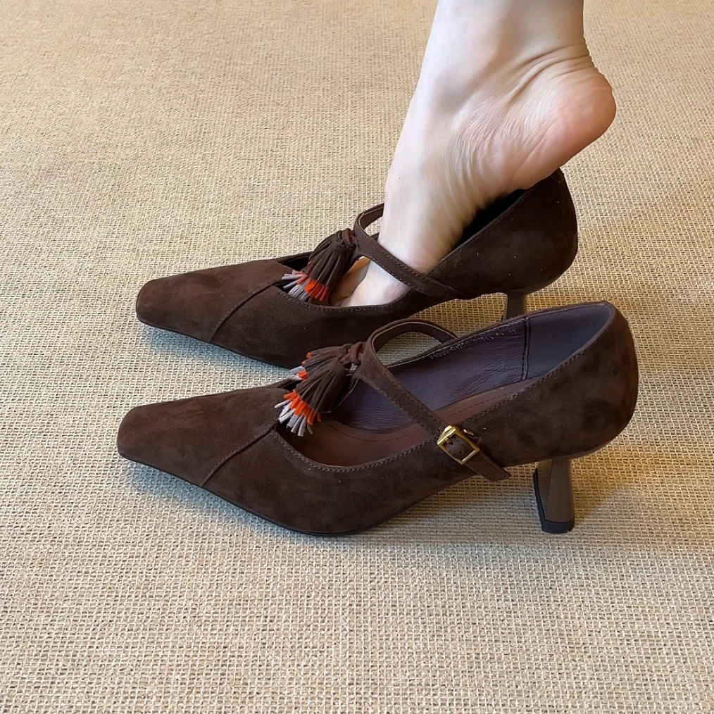 RubyL/6cm小个子通勤复古气质流苏丁字扣带方头浅口粗跟单鞋女款