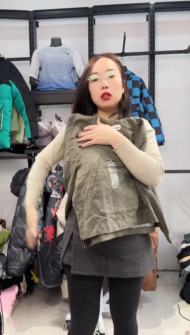 2180 闪购编码  运动卫衣裤以直播间过款为准 尺码  ·  155