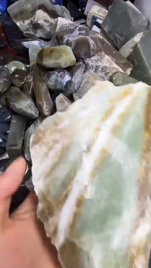 未镶嵌和田玉珠宝半成品毛料