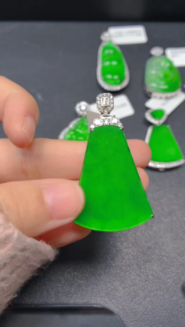 颈饰银S925镶嵌翡翠1