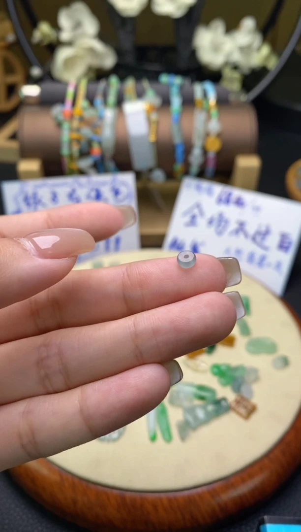 颈饰未镶嵌翡翠圆*?净货15728