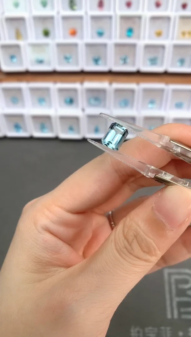 未镶嵌裸石定制海蓝宝石1.77ct 圣玛 03070