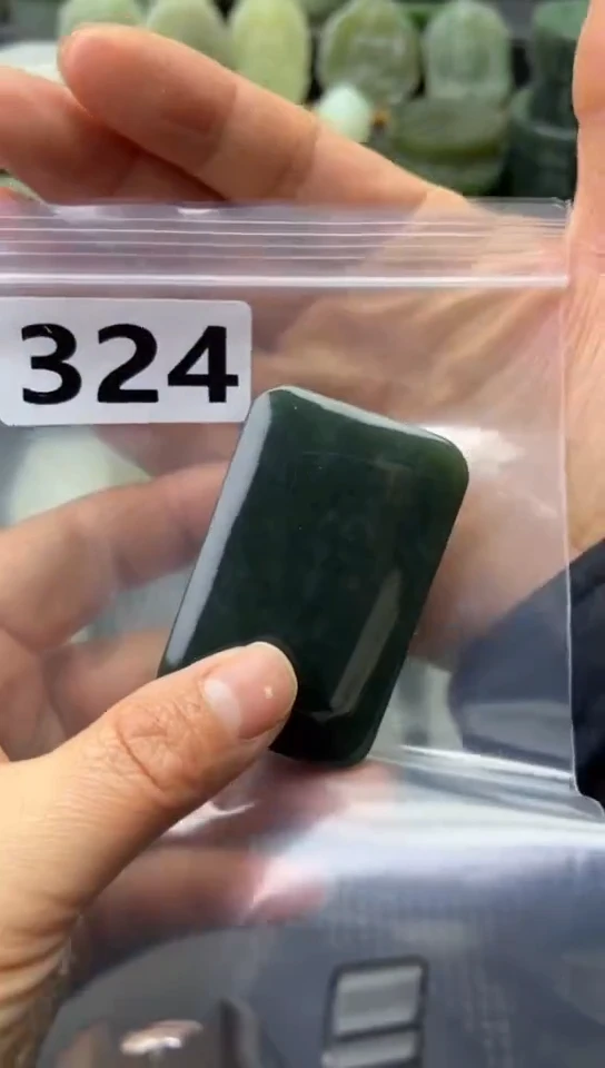 未镶嵌和田玉珠宝半成品牌子