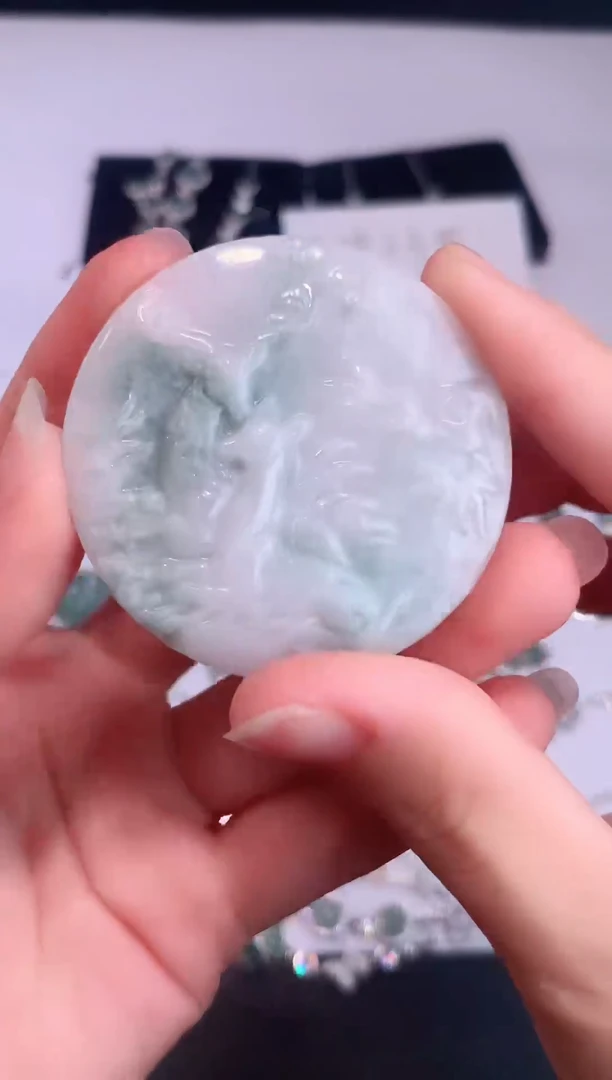 颈饰未镶嵌翡翠0芹0翡翠珠宝435