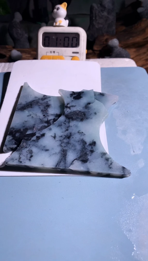 吊坠(不含链)未镶嵌翡翠天**哥Q151