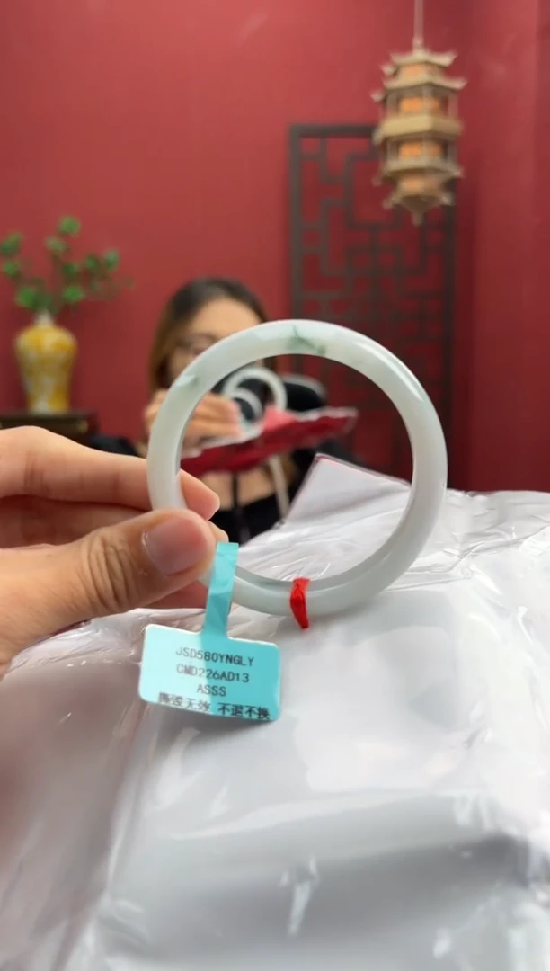 未镶嵌手镯翡翠翡翠手镯3