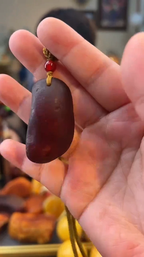 琥珀颈饰未镶嵌吊坠