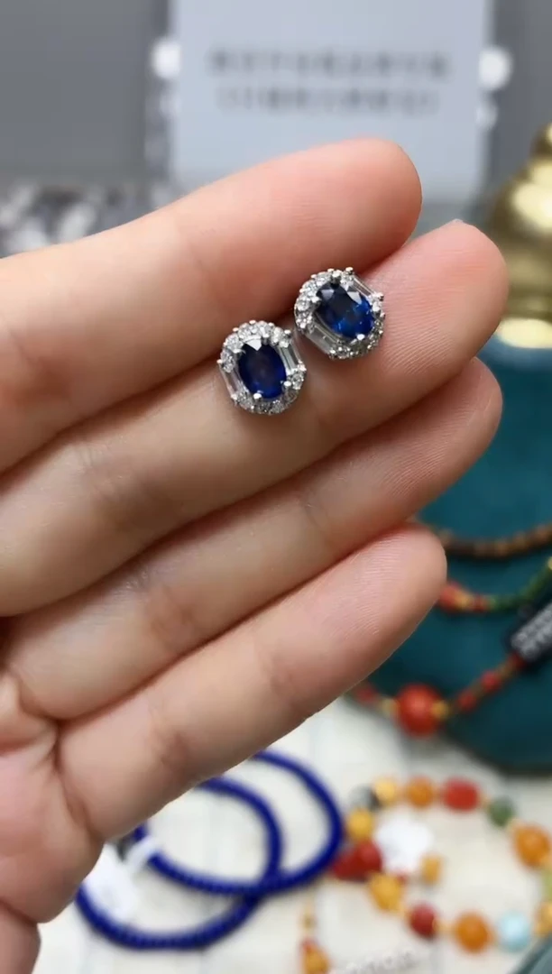 耳饰蓝宝石银S925镶嵌335BJ1213产品一个（多样性）