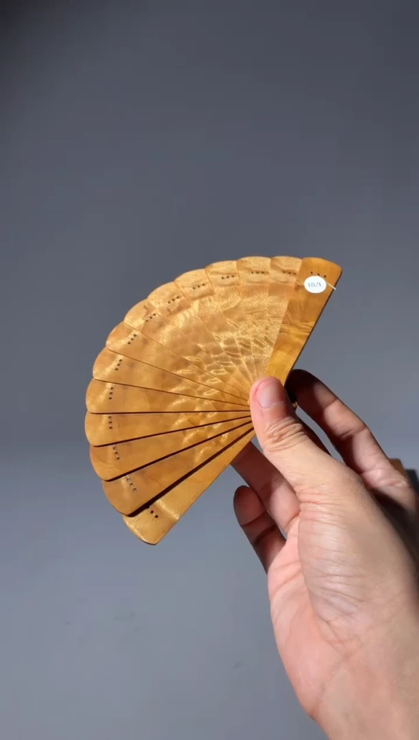 其他楠木（金丝楠）三*182号10cm小叶桢楠掌中扇