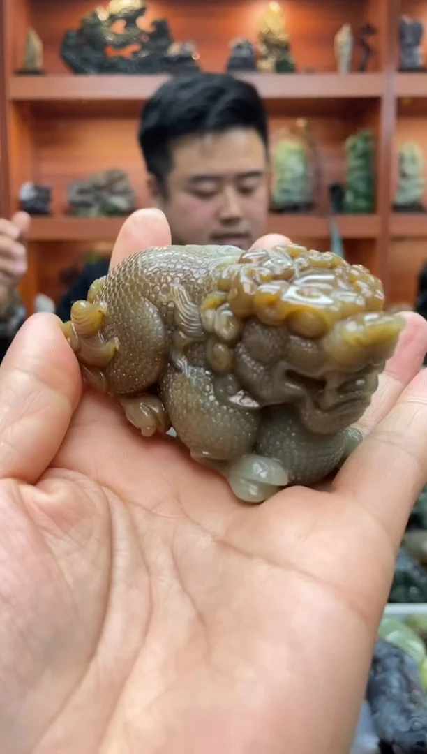 未镶嵌和田玉把件1