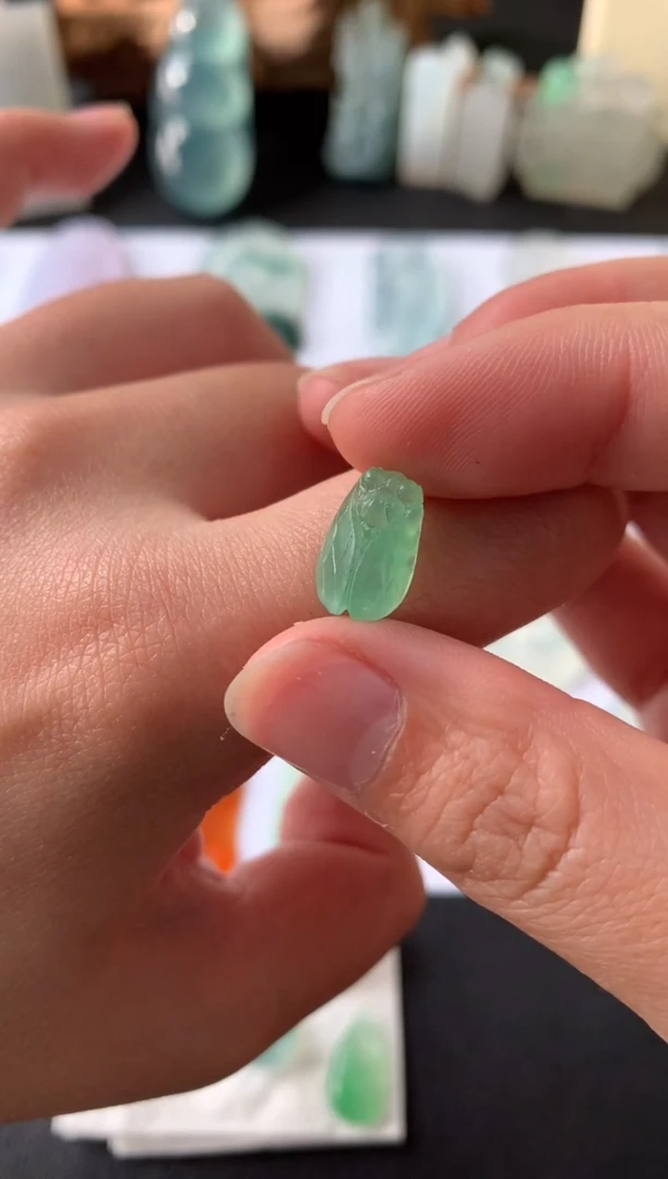 【闪购商品】定制翡翠未镶嵌翡翠