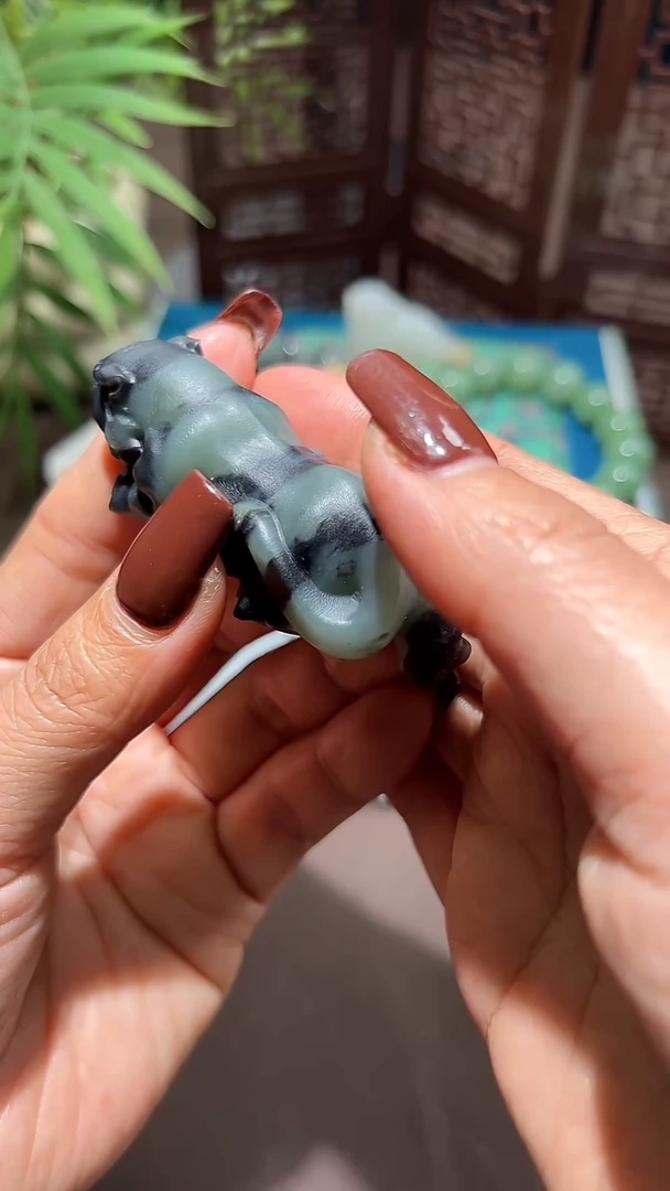 未镶嵌和田玉挂件和田玉豹富手把件11