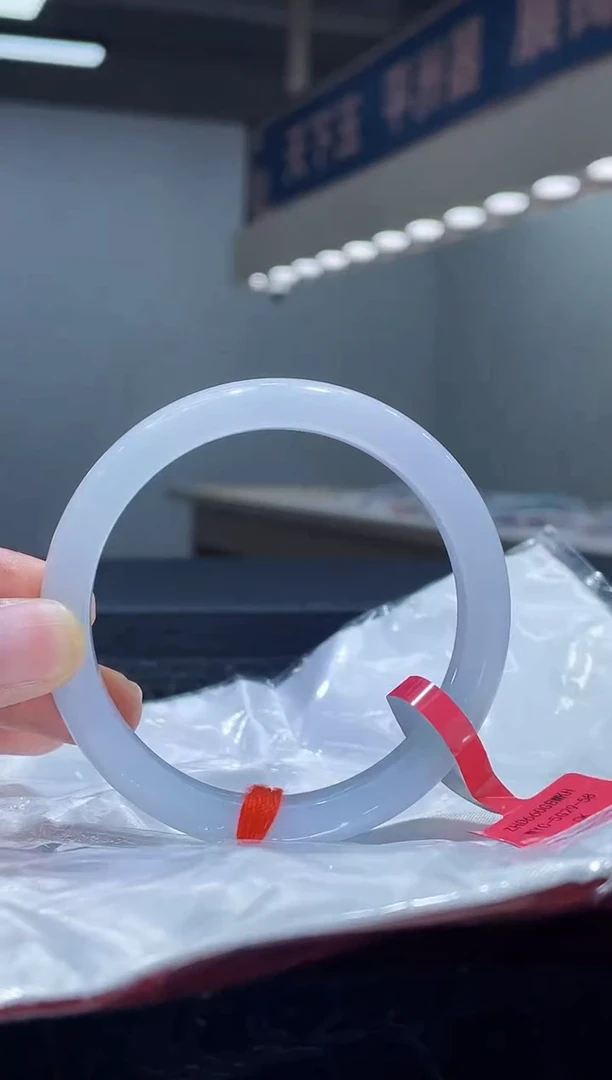未镶嵌手镯翡翠6