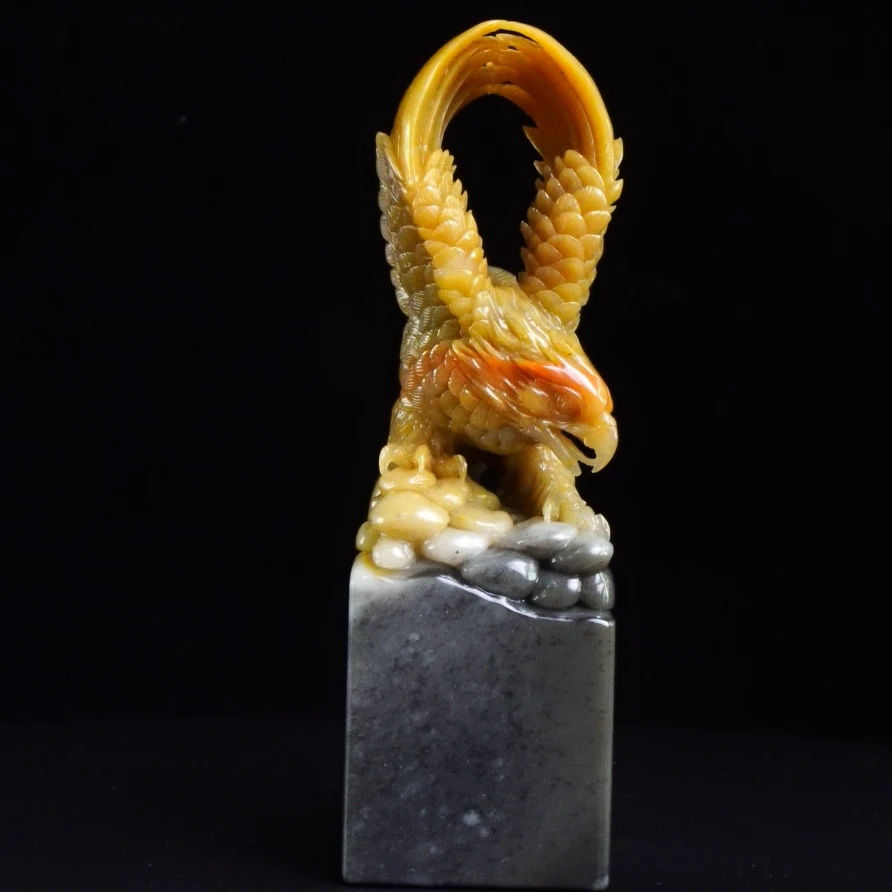 21寿山石高山石大展宏图印章237.3克3.6x3.6x11.8