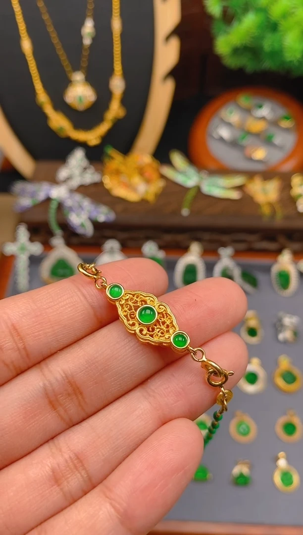 【闪购商品】翡翠吊坠(不含链)银S925镶嵌花丝延长链