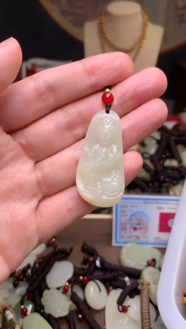 颈饰未镶嵌和田玉新疆料青海料清水和田玉吊坠