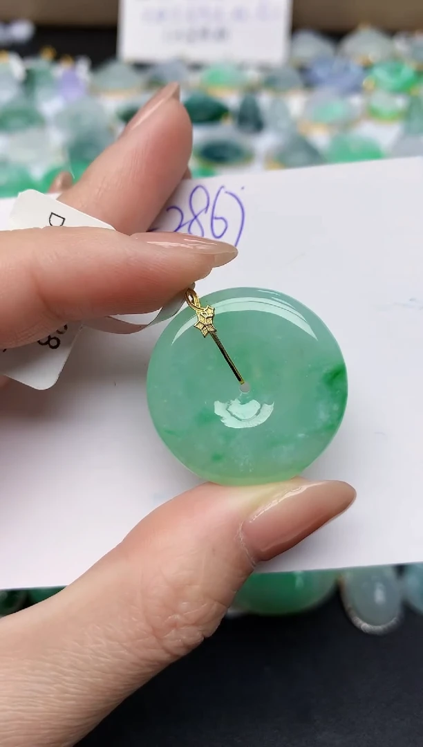 颈饰18K金镶嵌翡翠天然缅甸A货翡翠百元以上9元证书费自理