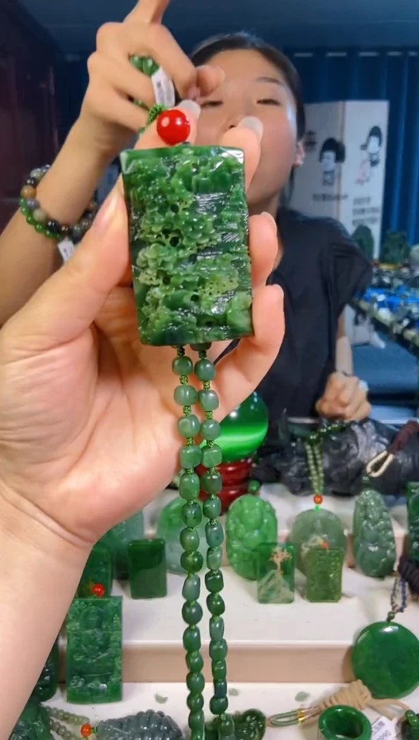 和田玉未镶嵌挂件1