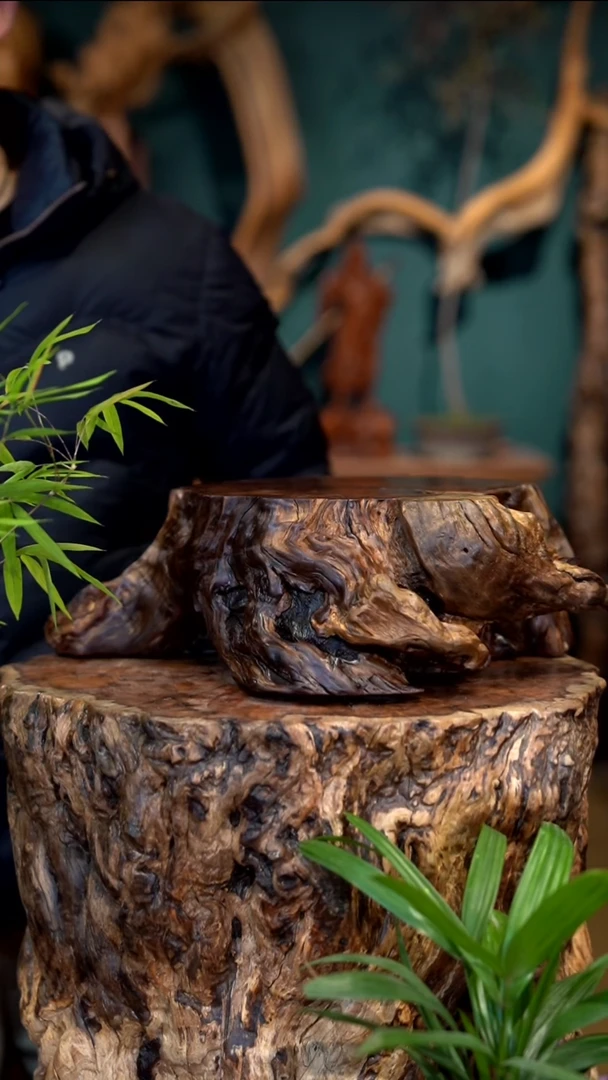 木宝***齐雷击枣木底座