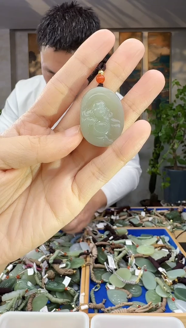 未镶嵌和田玉挂件拍一发一