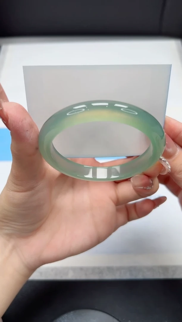 【闪购商品】石英质玉手镯未镶嵌186/晴水58.8