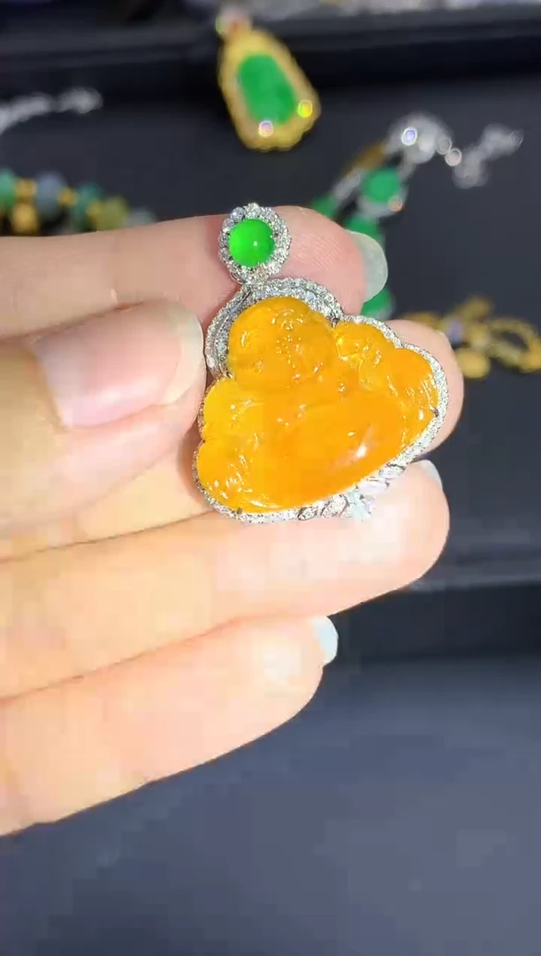 颈饰18K金镶嵌翡翠607-中国好珍宝