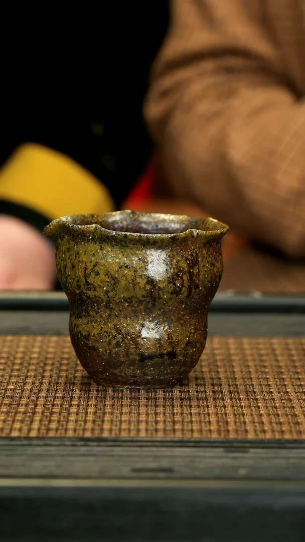 【闪购商品】紫砂茶壶GFY42沉香木柴烧 葫芦公道