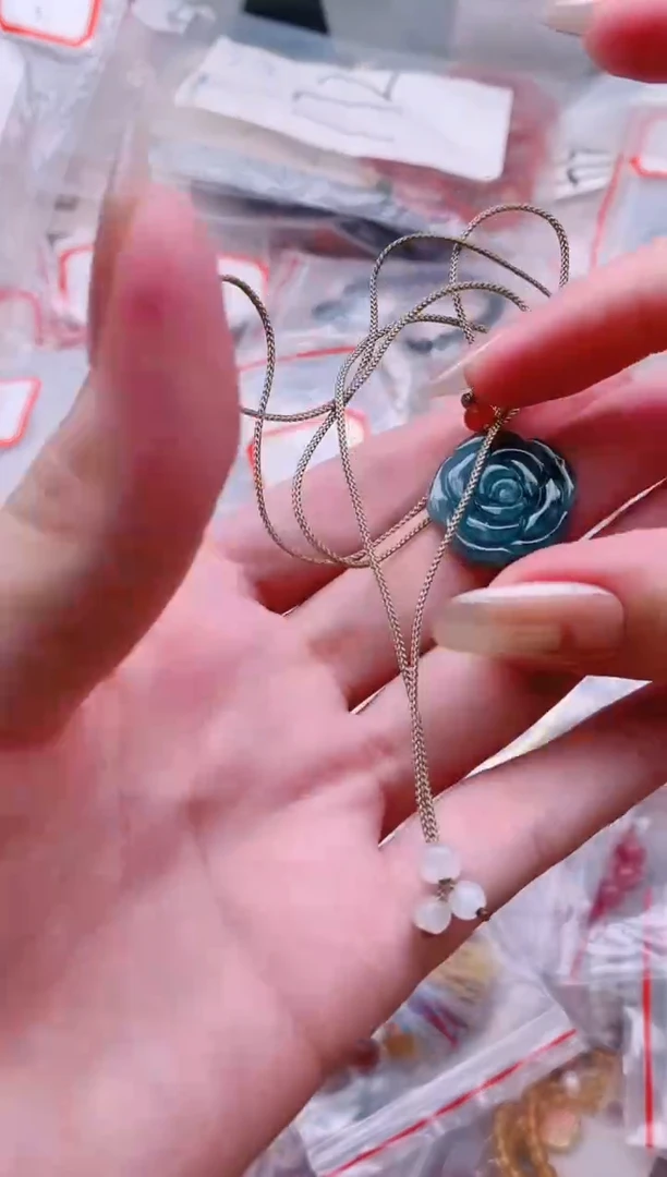 翡翠未镶嵌颈饰多样性发拍一发一