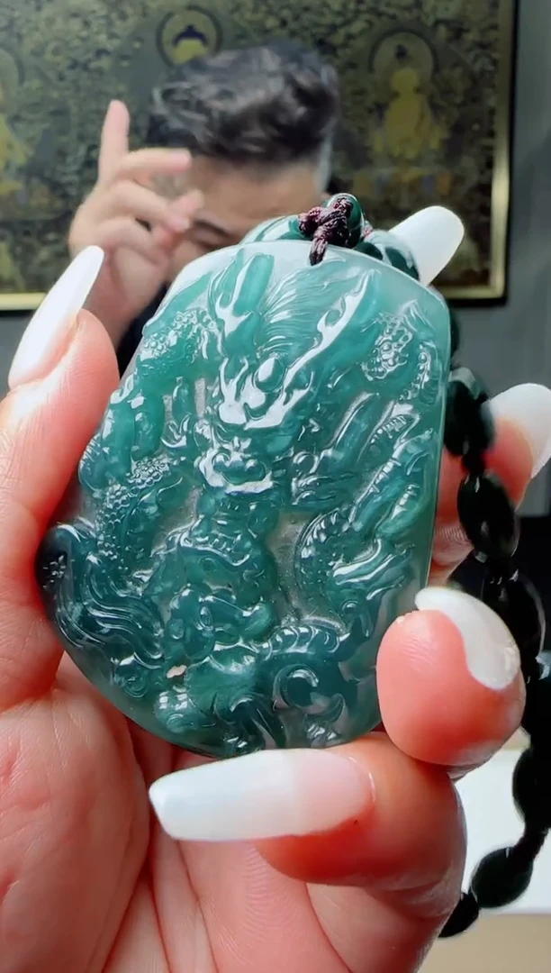 【闪购商品】翡翠颈饰未镶嵌多样性随机一件发货