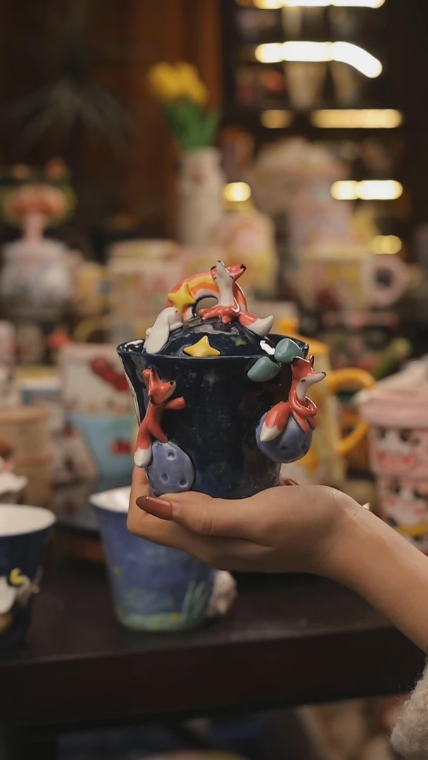 景德镇釉下彩绘设计师款式陶瓷