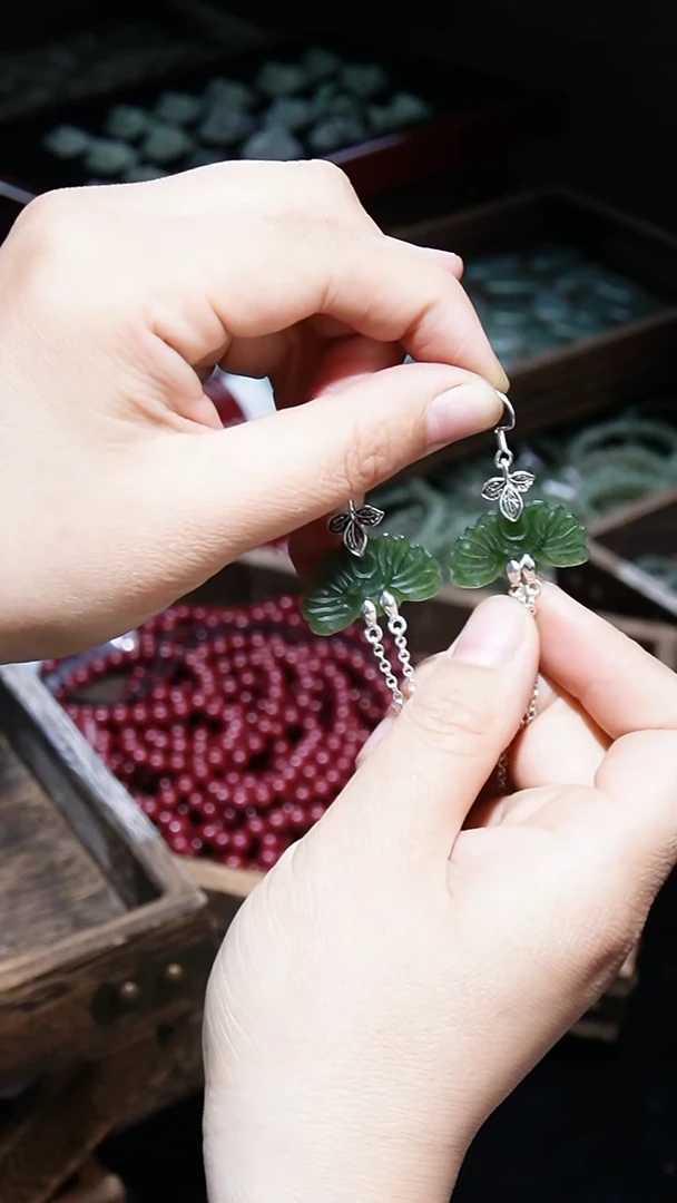 【闪购商品】和田玉（碧玉）耳坠未镶嵌0003